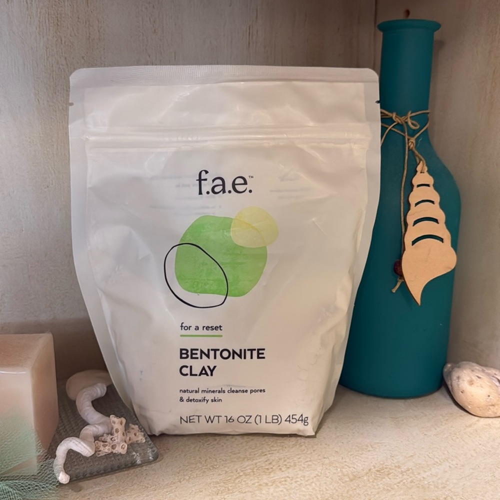f.a.e. Bentonite clay